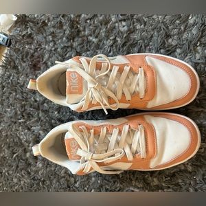 Cute Nike tennis shoes